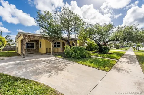 5301 SW 117th Avenue Miami FL 33175