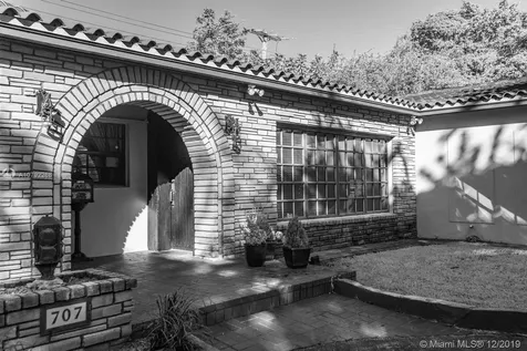 707 Anastasia Avenue Coral Gables FL 33134
