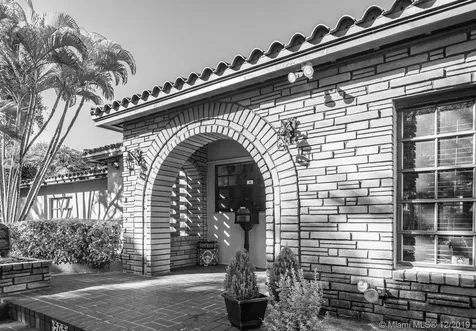 707 Anastasia Avenue Coral Gables FL 33134