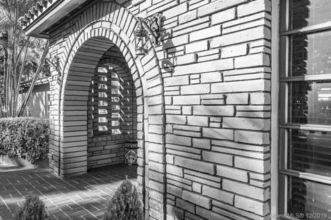 707 Anastasia Avenue Coral Gables FL 33134