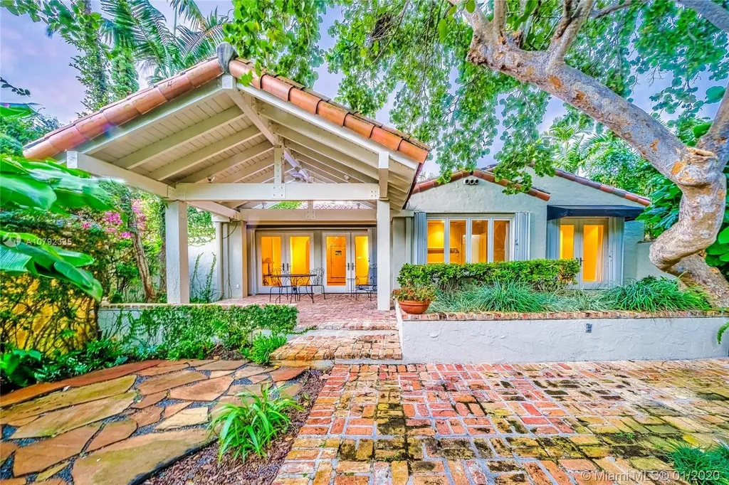 1120 Valencia Avenue Coral Gables FL 33134