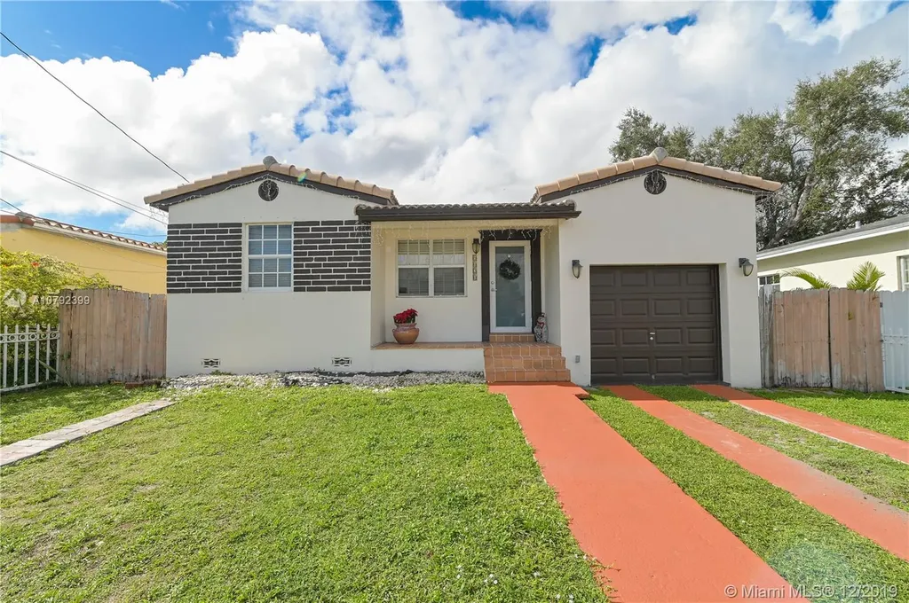 1020 NW 27th Court Miami FL 33125