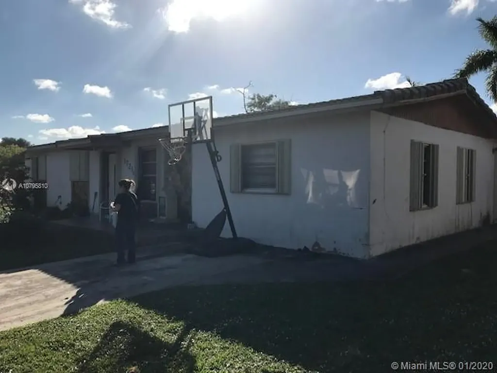 17210 NW 52nd Avenue Miami Gardens FL 33055