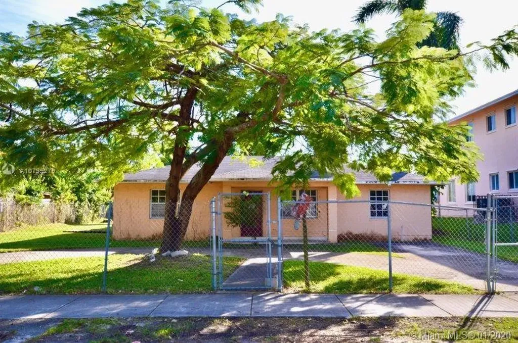 178 NW 84th Street Miami FL 33150