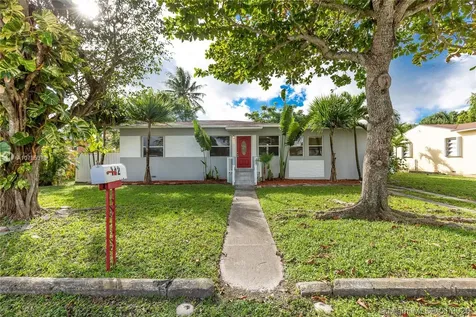 142 NW 147th Street Miami FL 33168