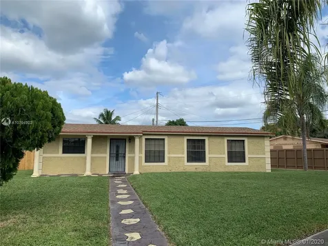 4351 NW 186th Street Miami Gardens FL 33055