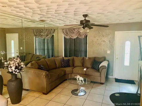 4351 NW 186th Street Miami Gardens FL 33055