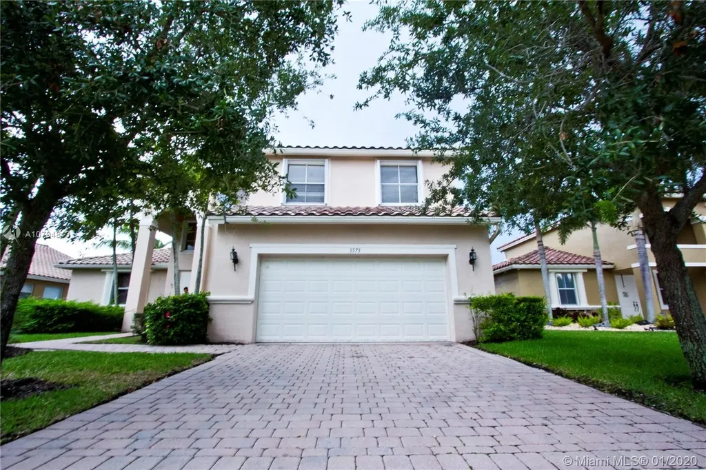 1573 SW 189th Avenue Pembroke Pines FL 33029
