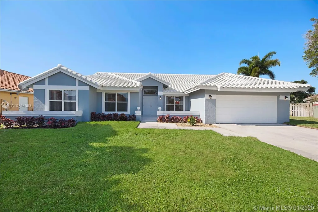 9696 W Lake Court Boca Raton FL 33434