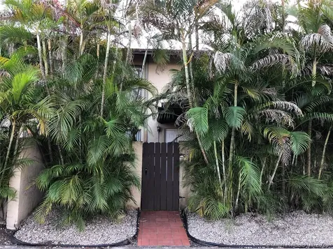 10932 SW 70th Terrace Miami FL 33173