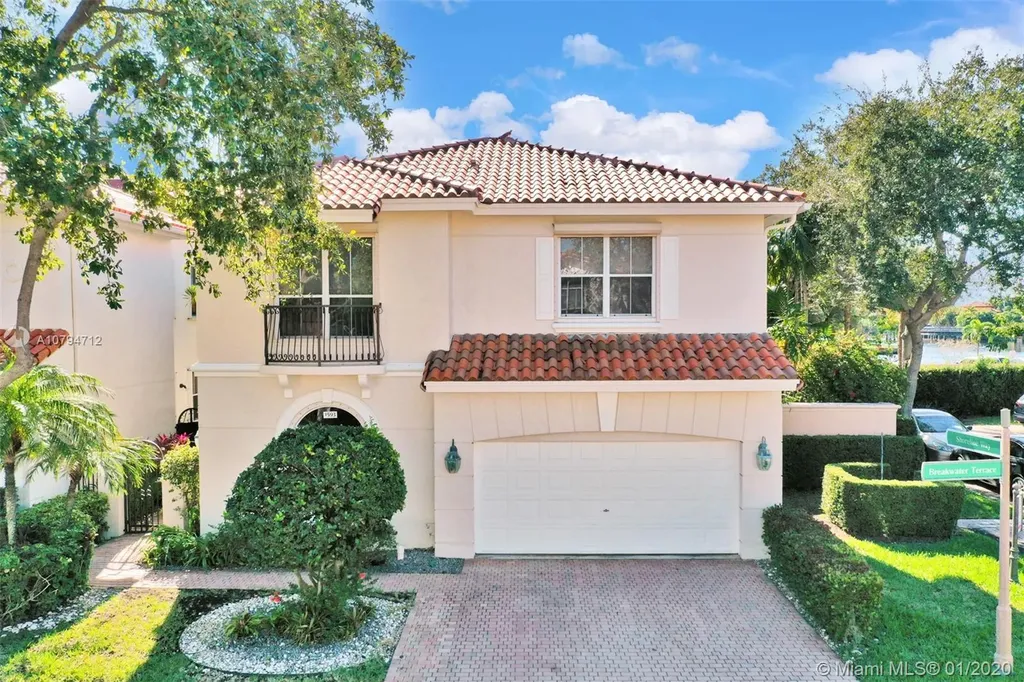 1593 Breakwater Terrace Hollywood FL 33019