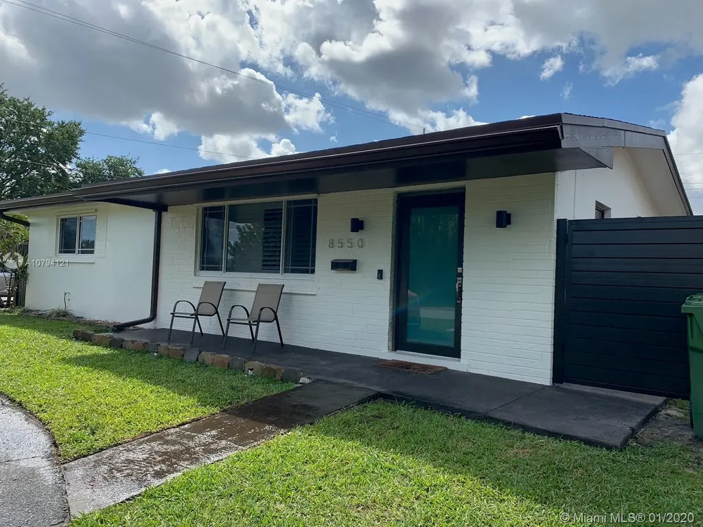 8550 NW 15th Court Pembroke Pines FL 33024