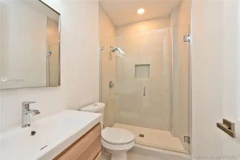 2717 Edgewater Court Weston FL 33332