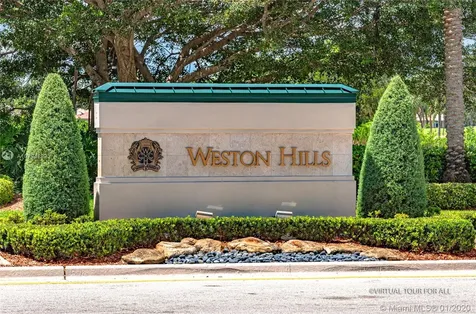 2717 Edgewater Court Weston FL 33332