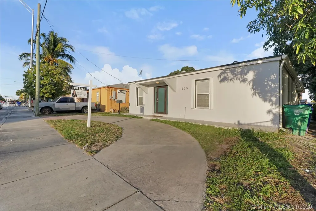 525 SW 67th Avenue Miami FL 33144