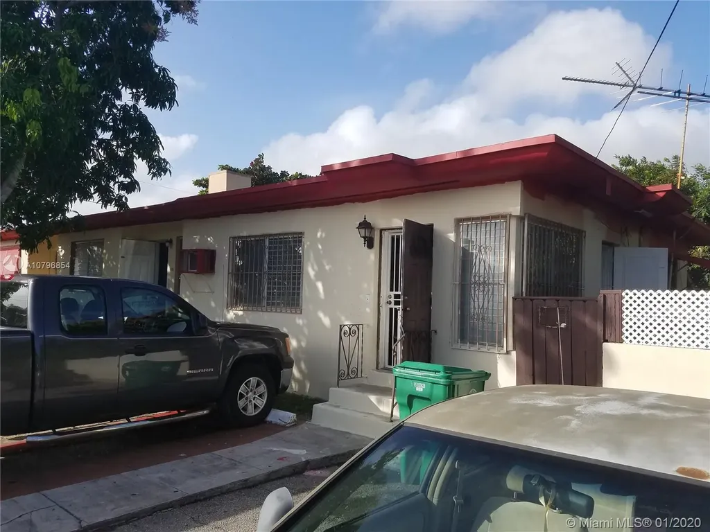 3129 SW 9th Street Miami FL 33135