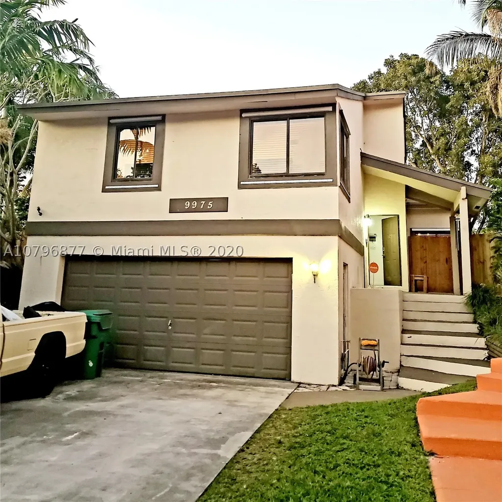 9975 SW 218th Terrace Cutler Bay FL 33190