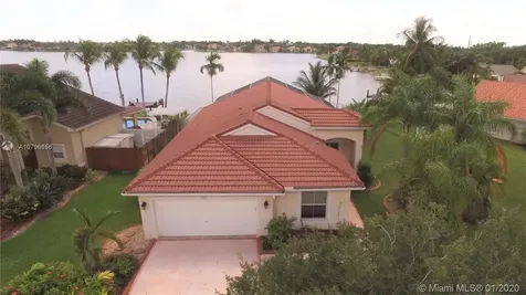 19466 NW 24th Place Pembroke Pines FL 33029