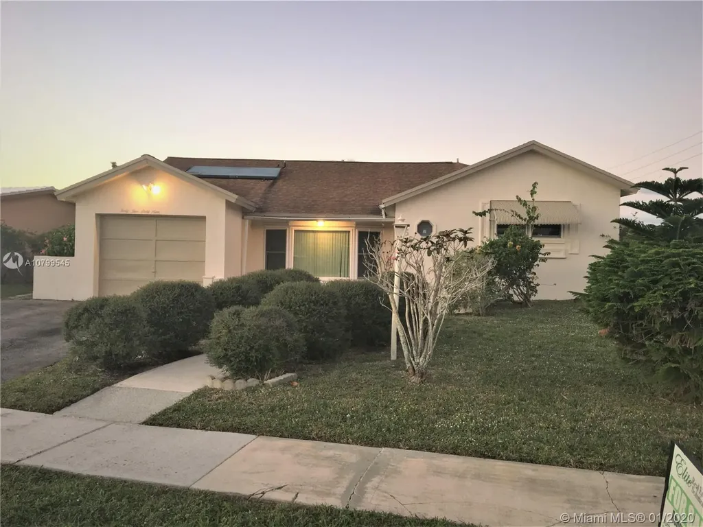 4569 NW 42nd Street Lauderdale Lakes FL 33319