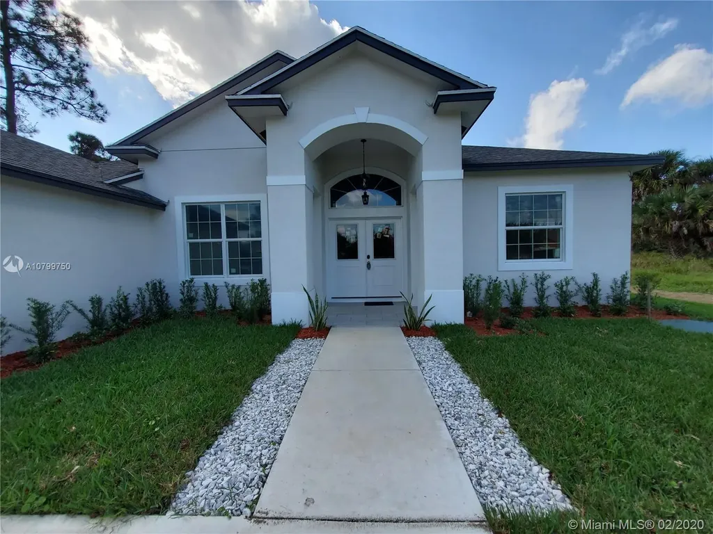 544 NW Floresta Drive Port St. Lucie FL 34983