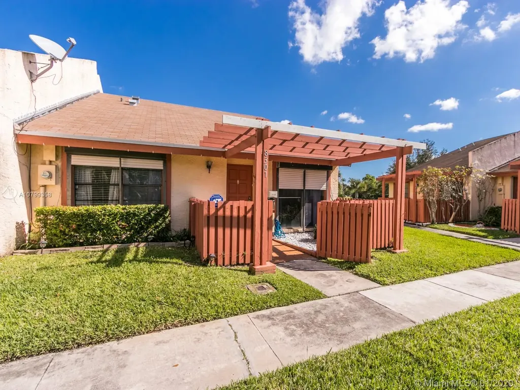8301 NW 37th Place Sunrise FL 33351