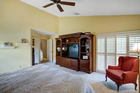 1631 Eastlake Way Weston FL 33326