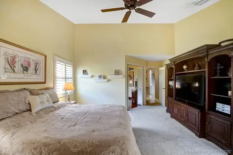 1631 Eastlake Way Weston FL 33326