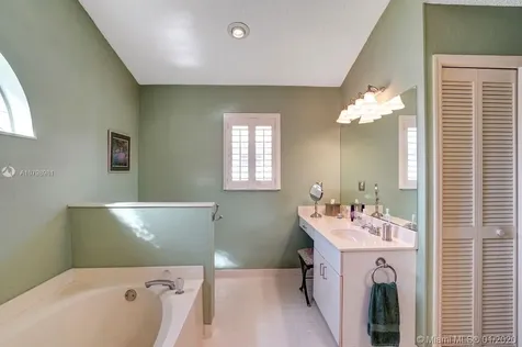 1631 Eastlake Way Weston FL 33326
