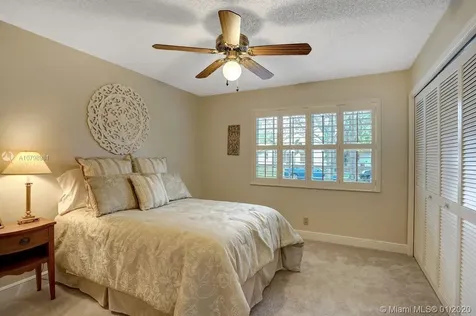 1631 Eastlake Way Weston FL 33326