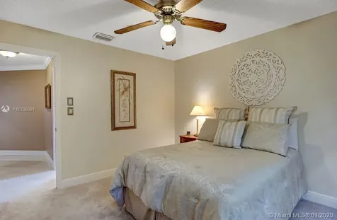 1631 Eastlake Way Weston FL 33326