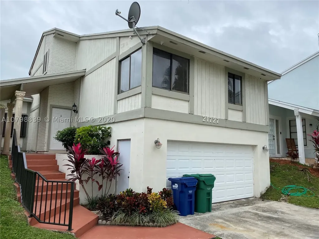 21727 SW 99th Court Cutler Bay FL 33190