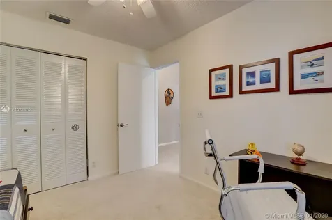 1150 NW 108th Terrace Plantation FL 33322