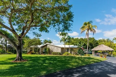 8345 SW 169th Terrace Palmetto Bay FL 33157