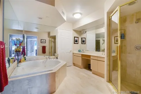 18671 Collins Avenue Sunny Isles Beach FL 33160
