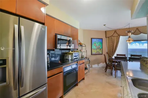 18671 Collins Avenue Sunny Isles Beach FL 33160