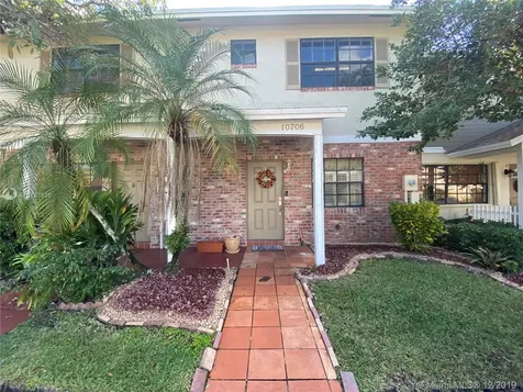 10706 NW 10th Street Pembroke Pines FL 33026