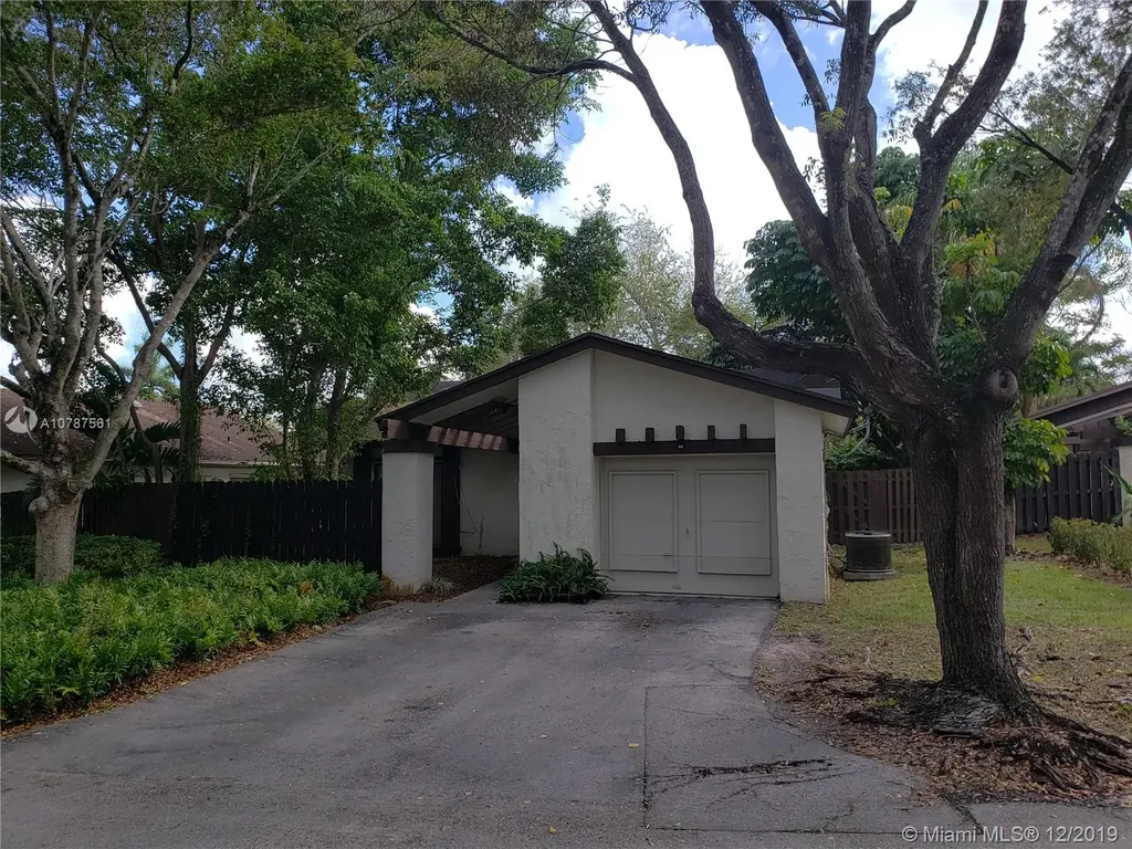 13504 SW 108th Street Circle N Miami FL 33186