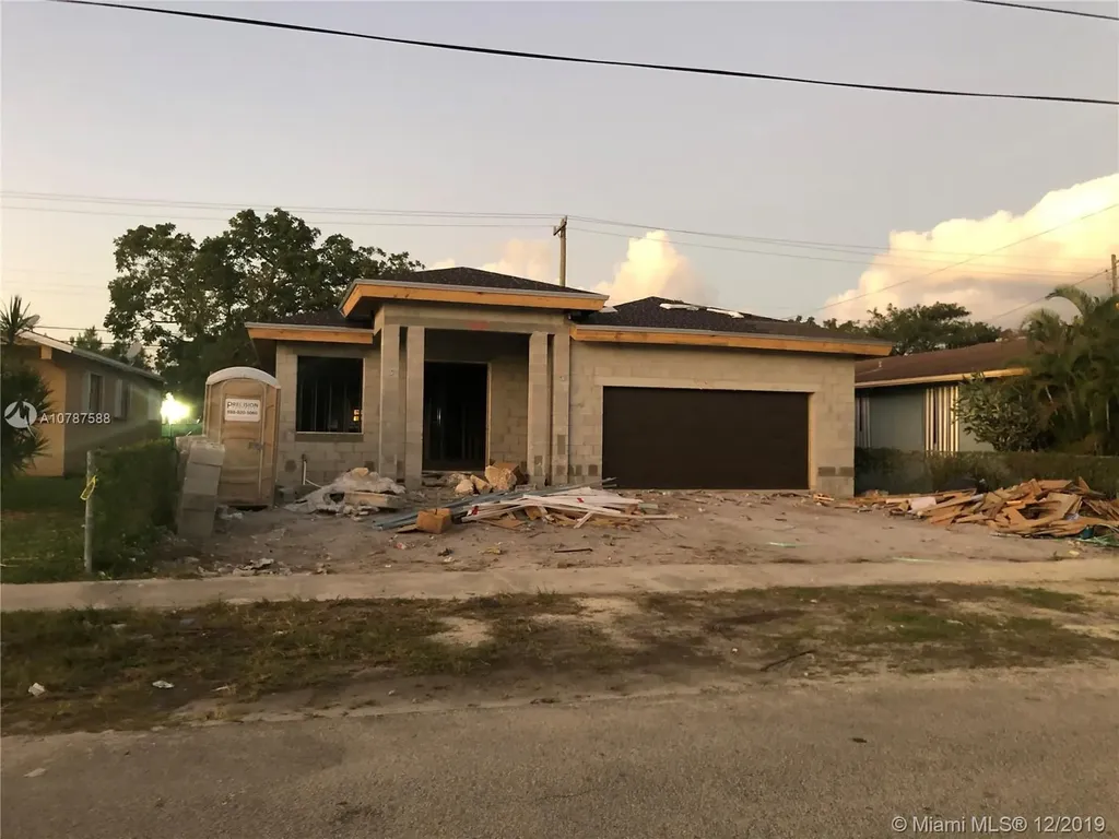 5725 Wiley Street Hollywood FL 33023