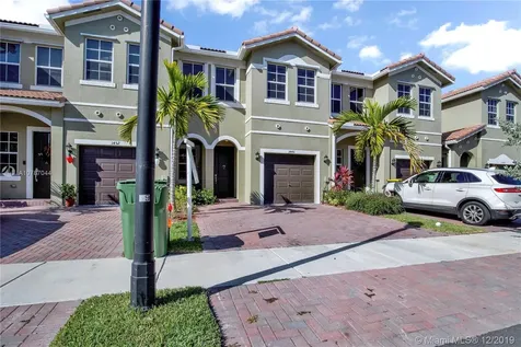 1446 SE 24th Avenue Homestead FL 33035
