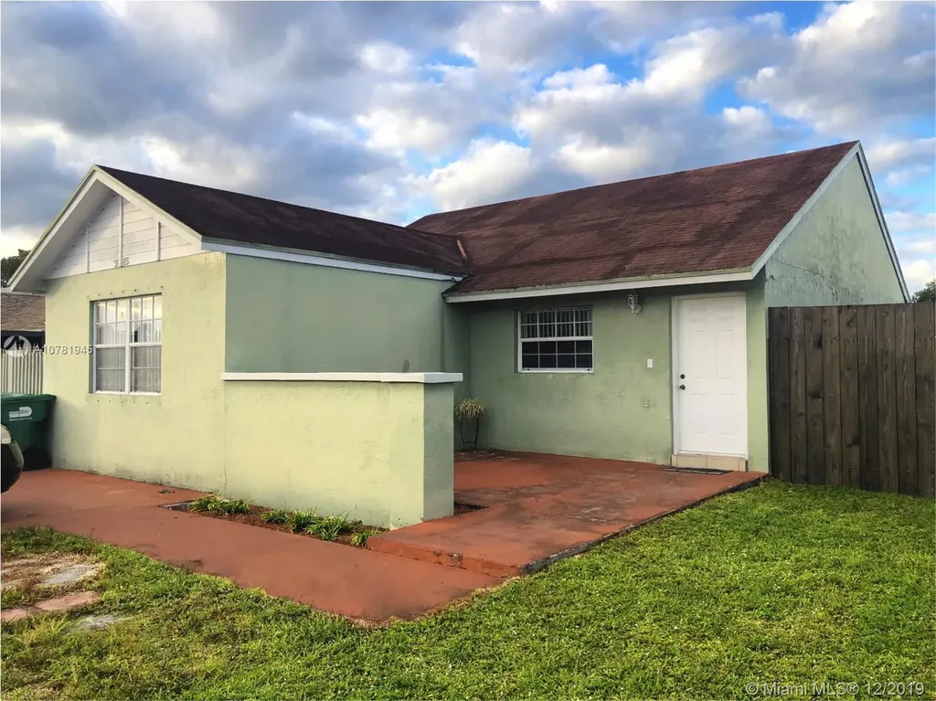 3525 NW 204th Terrace Miami Gardens FL 33056