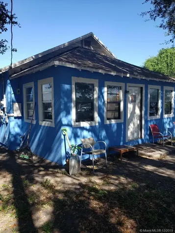 2225 NW 82nd Street Miami FL 33147