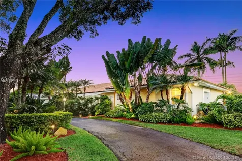 11922 SW 98th Court Miami FL 33176