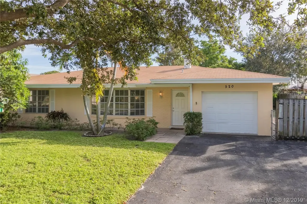 520 SE 13th Court Pompano Beach FL 33060
