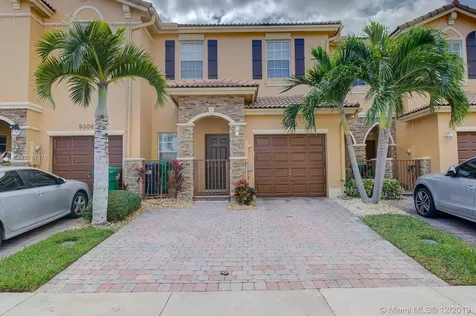 9312 SW 220th Street Cutler Bay FL 33190