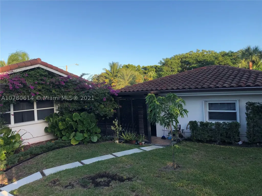 20100 NE 20th Court Miami FL 33179