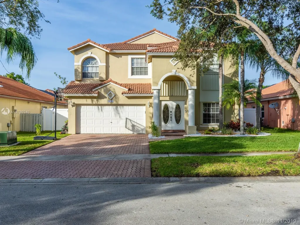18405 NW 9th Street Pembroke Pines FL 33029