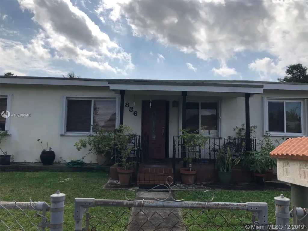 836 W 33rd Street Hialeah FL 33012