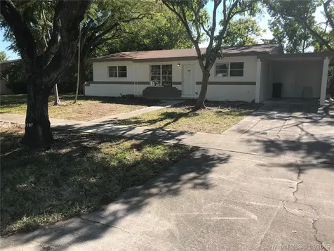 9230 Cutler Ridge Drive Cutler Bay FL 33157