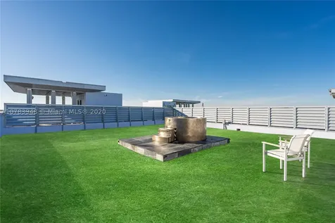 201 Aqua Avenue Miami Beach FL 33141