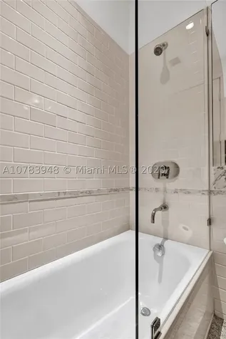 201 Aqua Avenue Miami Beach FL 33141